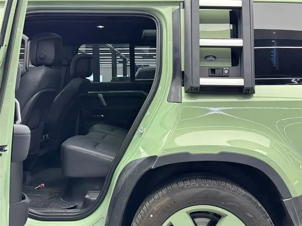 Land Rover Defender 2023 из CN, фото 9