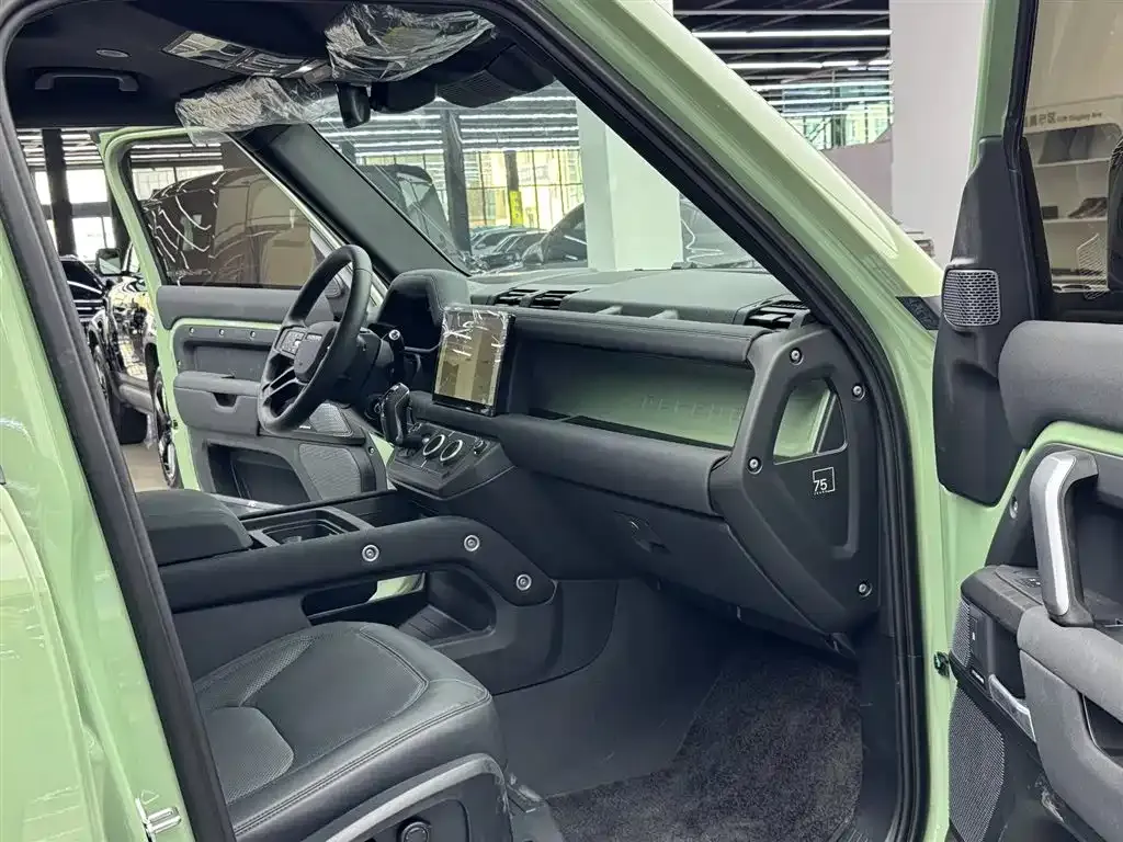 Land Rover Defender 2023 из CN, фото 10
