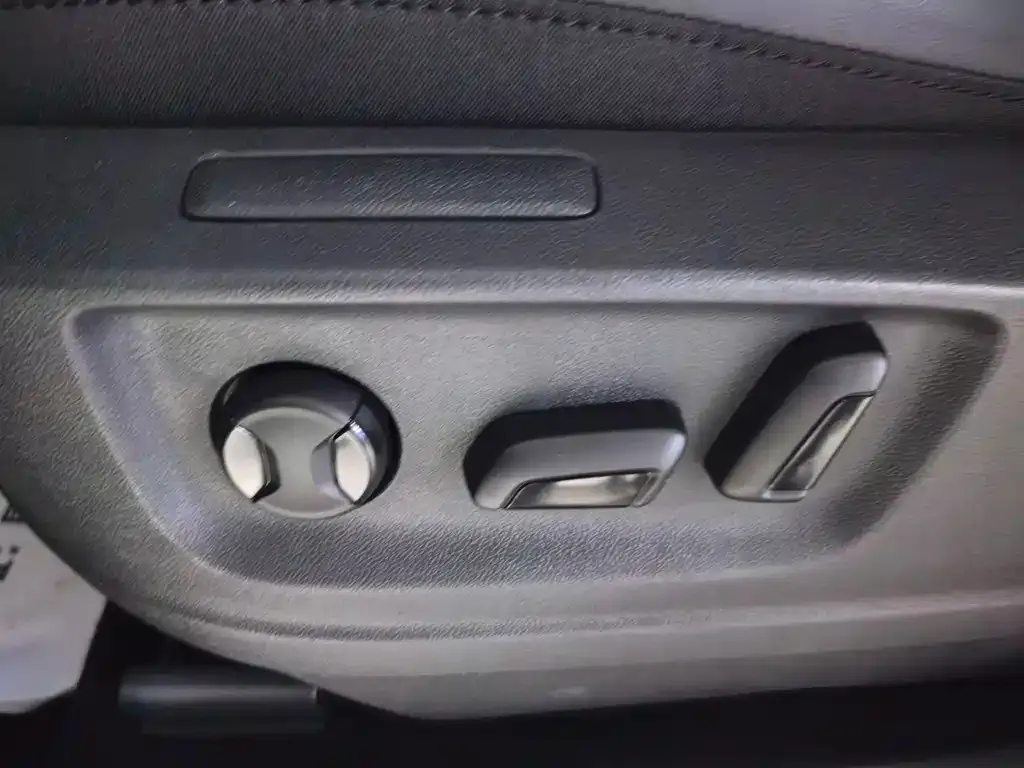 Volkswagen Tharu 2022 из CN, фото 7
