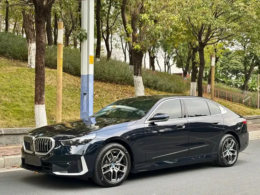 BMW i5 2024 из CN, фото 1