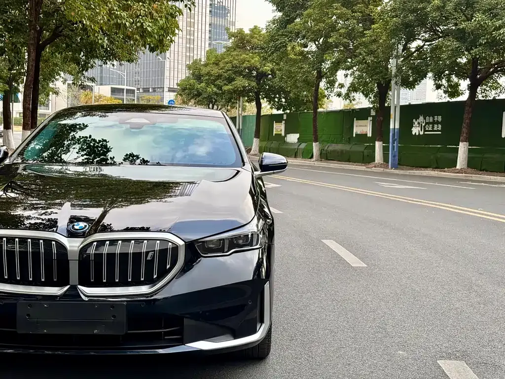 BMW i5 2024 из CN, фото 6
