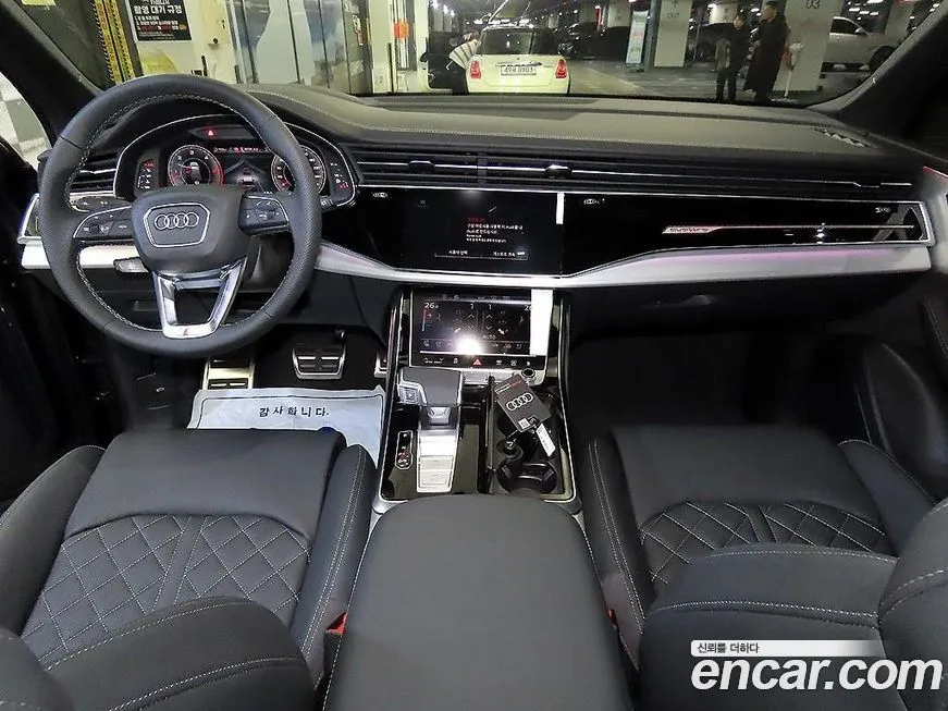 Audi Q7 2026 из KR, фото 10