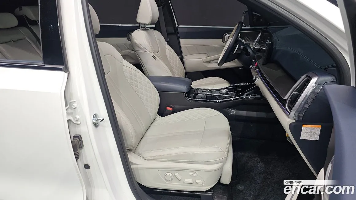 Kia Sorento — фото 7