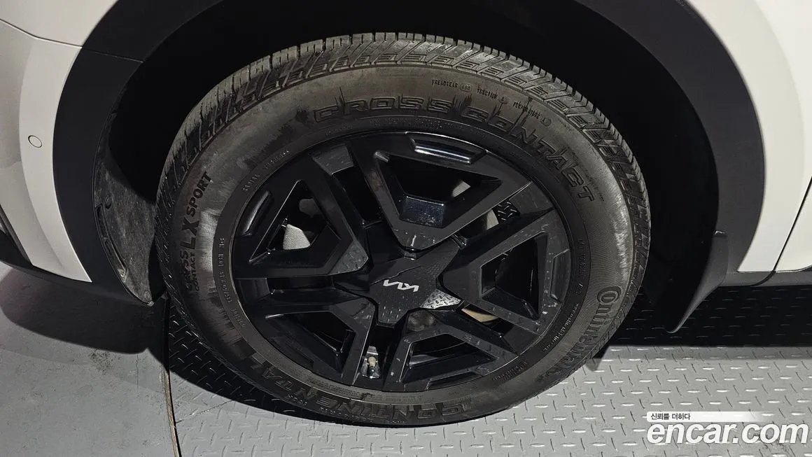 Kia Sorento — фото 5