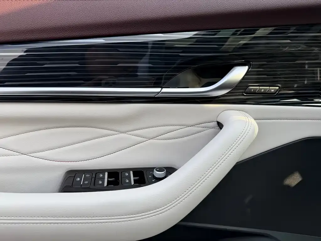 Geely Xingyue L 2022 из CN, фото 6