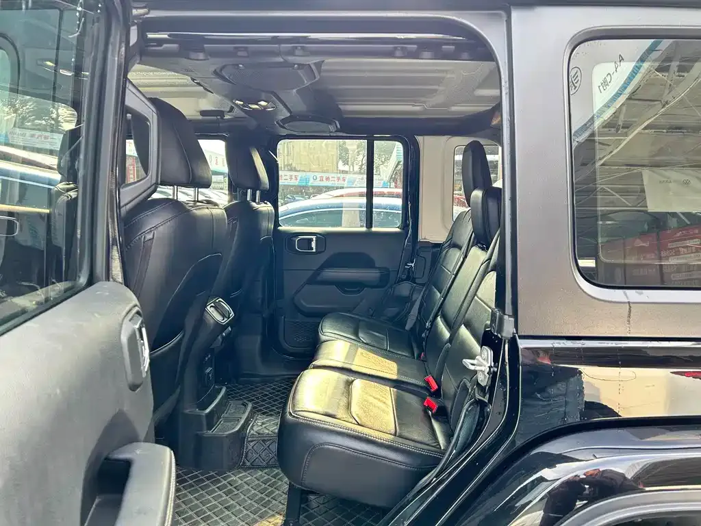 Jeep Wrangler 2021 из CN, фото 7