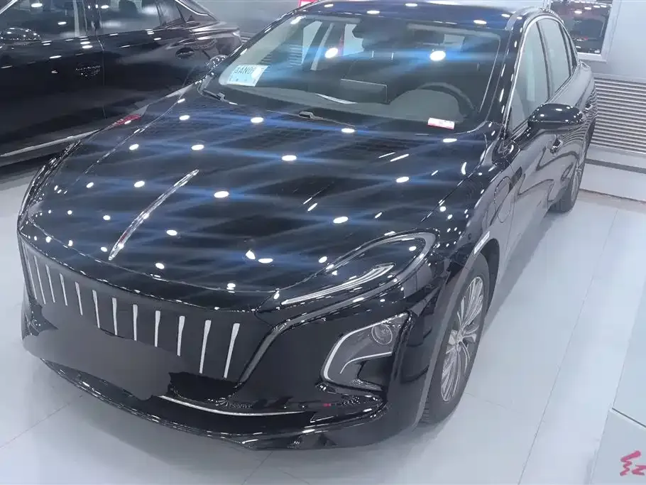 Hongqi E-QM5 2024 из CN, фото 1