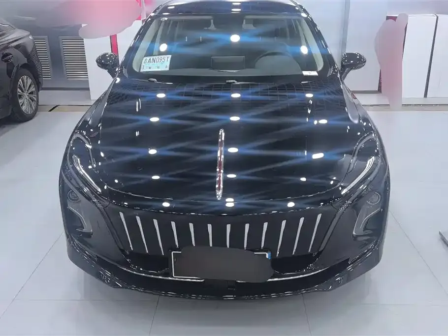 Hongqi E-QM5 2024 из CN, фото 7