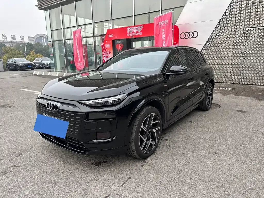 Audi Q6L e-tron
