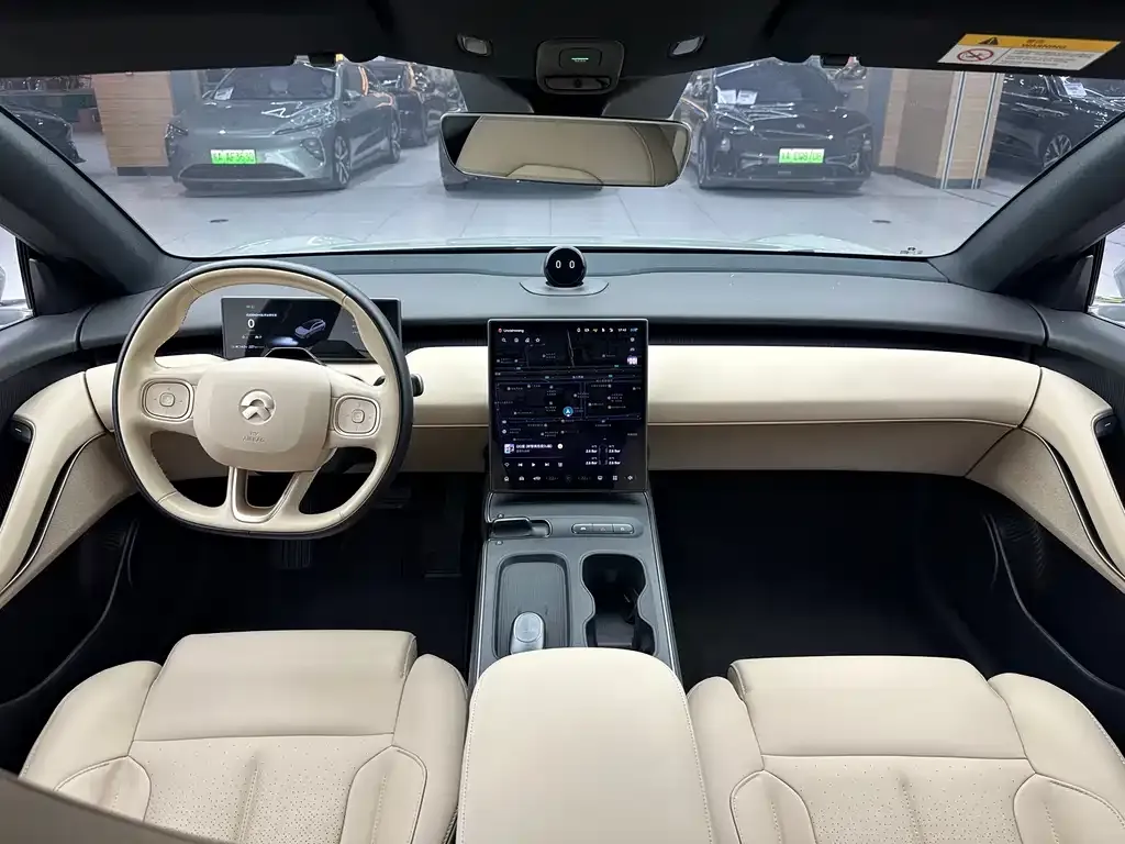 NIO ET5T 2024 из CN, фото 10