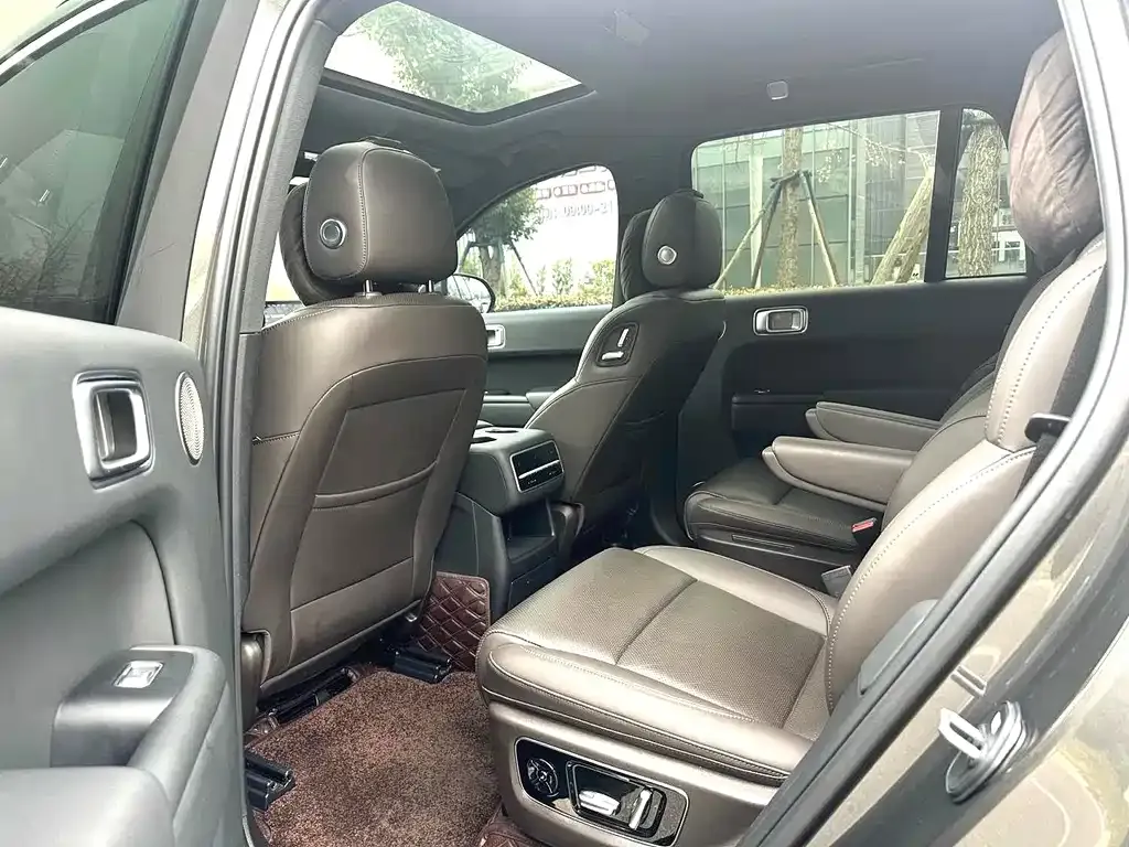 Li Auto L8 2023 из CN, фото 2