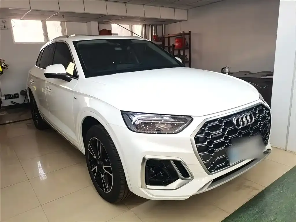 Audi Q5L 2023 из CN, фото 10