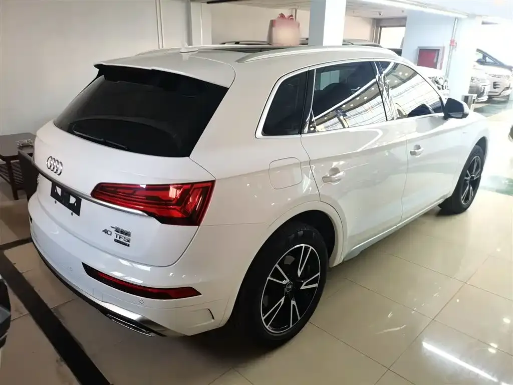 Audi Q5L 2023 из CN, фото 7