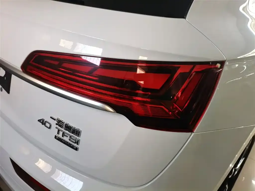 Audi Q5L 2023 из CN, фото 2
