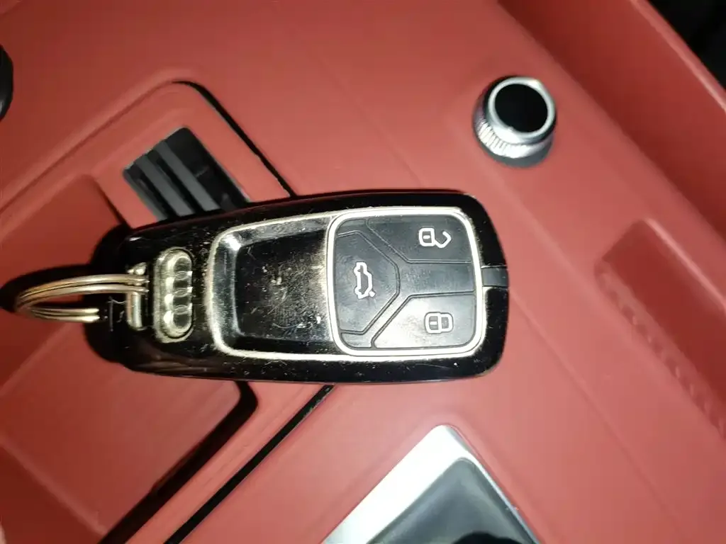 Audi Q5L 2023 из CN, фото 5