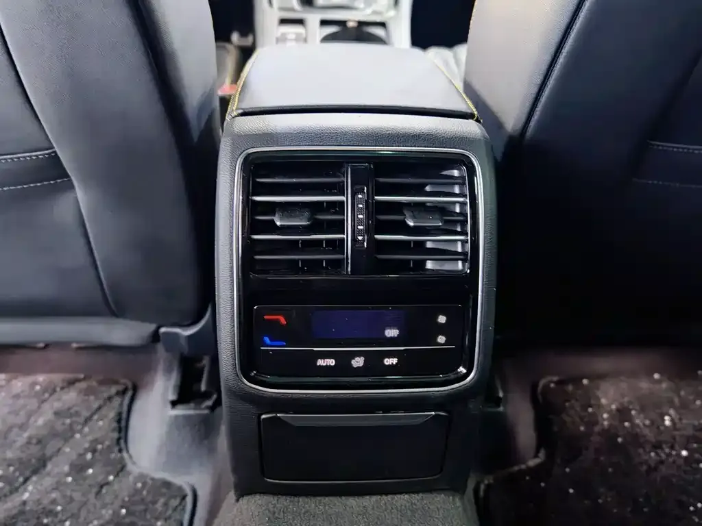 Volkswagen CC 2025 из CN, фото 7
