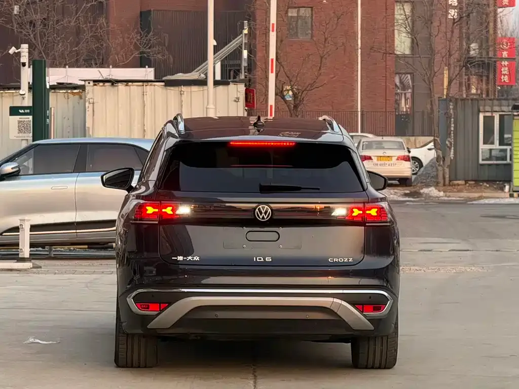 Volkswagen ID.6 Crozz 2022 из CN, фото 9