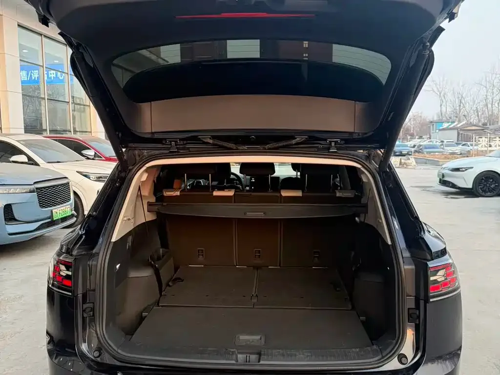 Volkswagen ID.6 Crozz 2022 из CN, фото 8