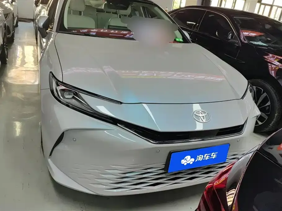 Toyota Camry 2024 из CN, фото 9
