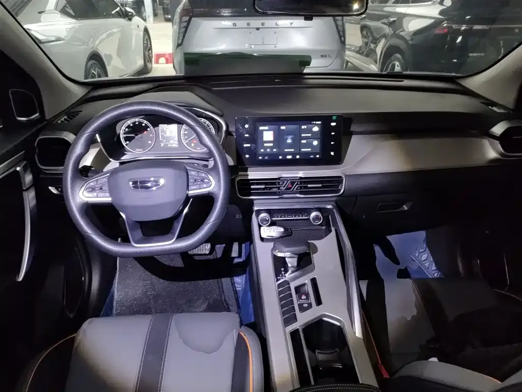 Geely Binyue 2025 из CN, фото 2