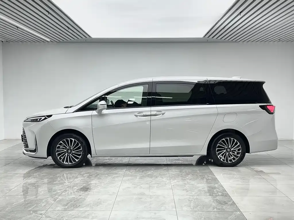Buick GL8 Hybrid 2026 из CN, фото 6