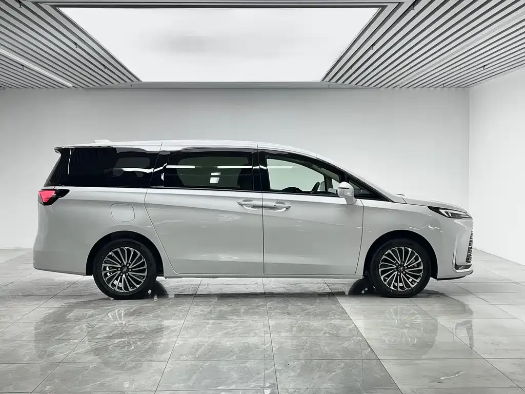 Buick GL8 Hybrid 2026 из CN, фото 10
