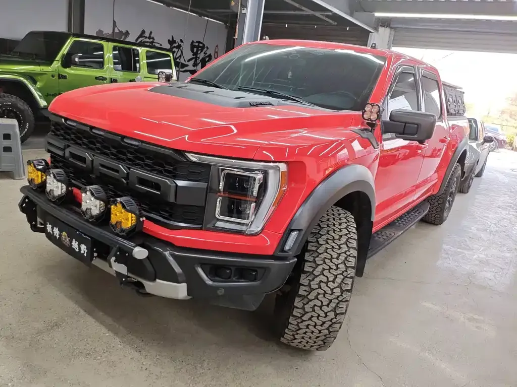 Ford F-150 Raptor 2024 из CN, фото 1