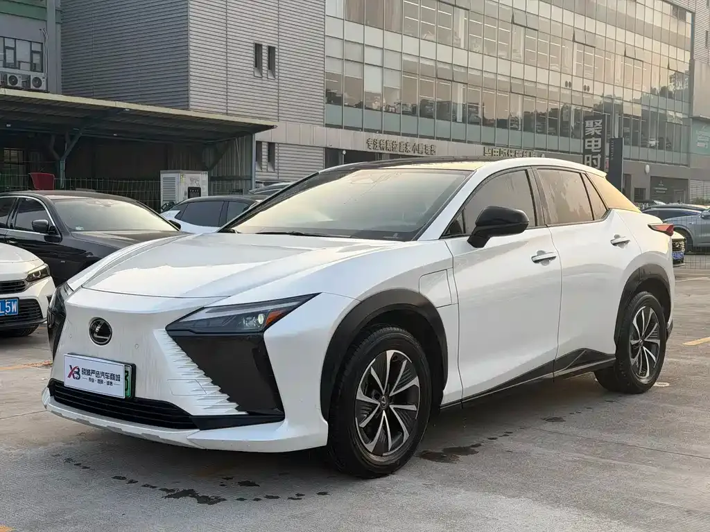 Lexus RZ 2023 из CN, фото 1