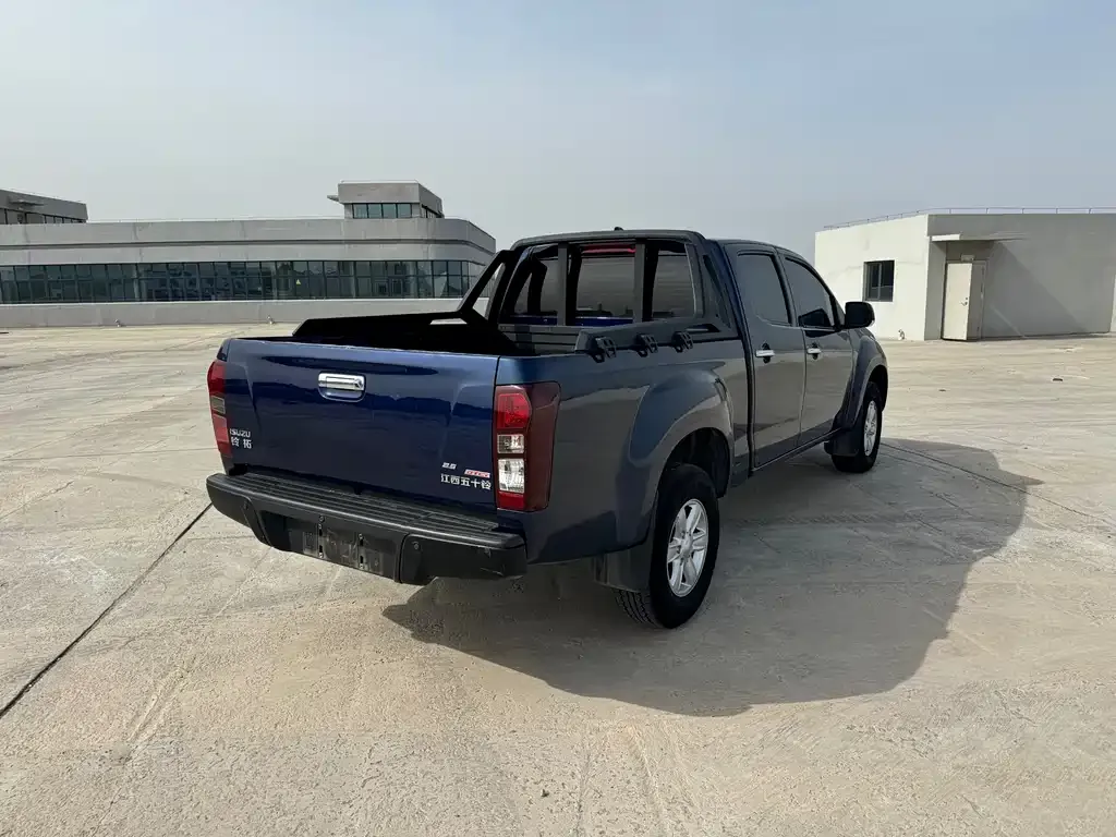 Isuzu Lingtuo 2022 из CN, фото 3