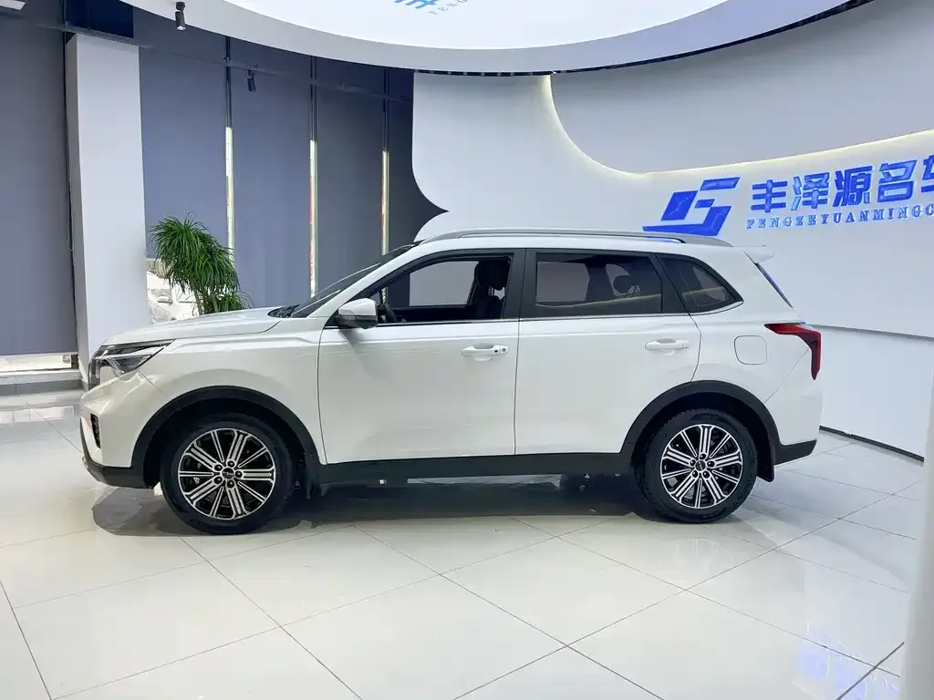 Kia Sportage 2023 из CN, фото 9