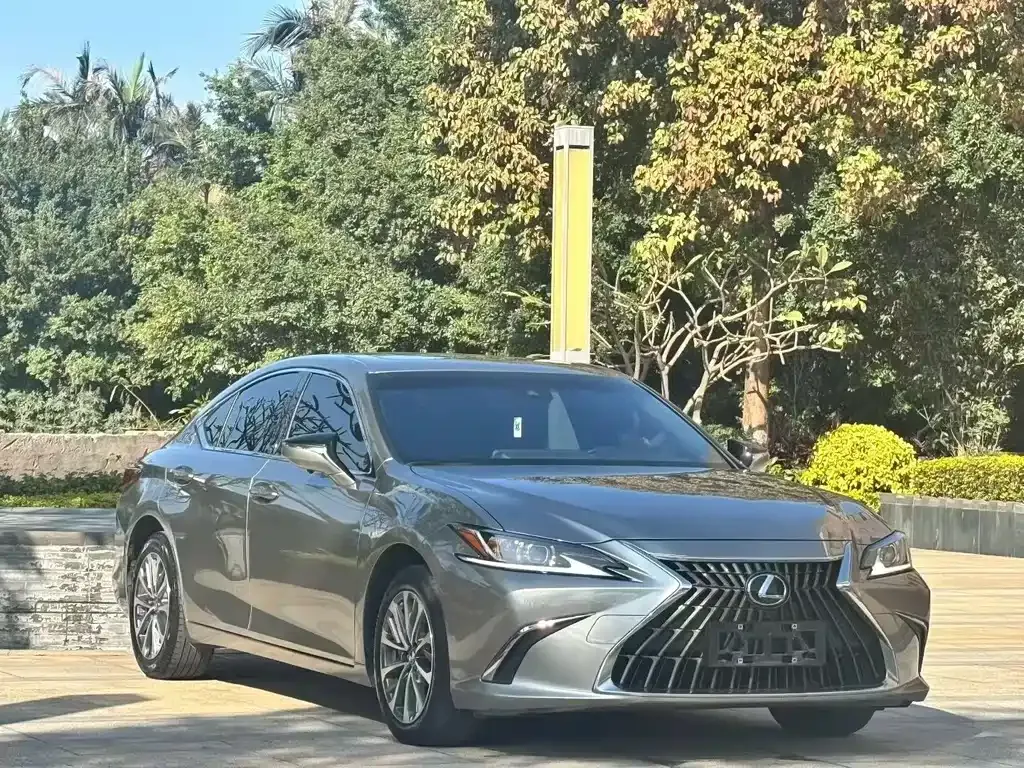 Lexus ES 2023 из CN, фото 9