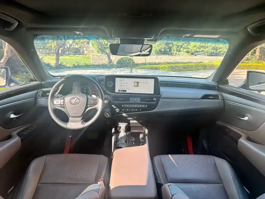 Lexus ES 2023 из CN, фото 4