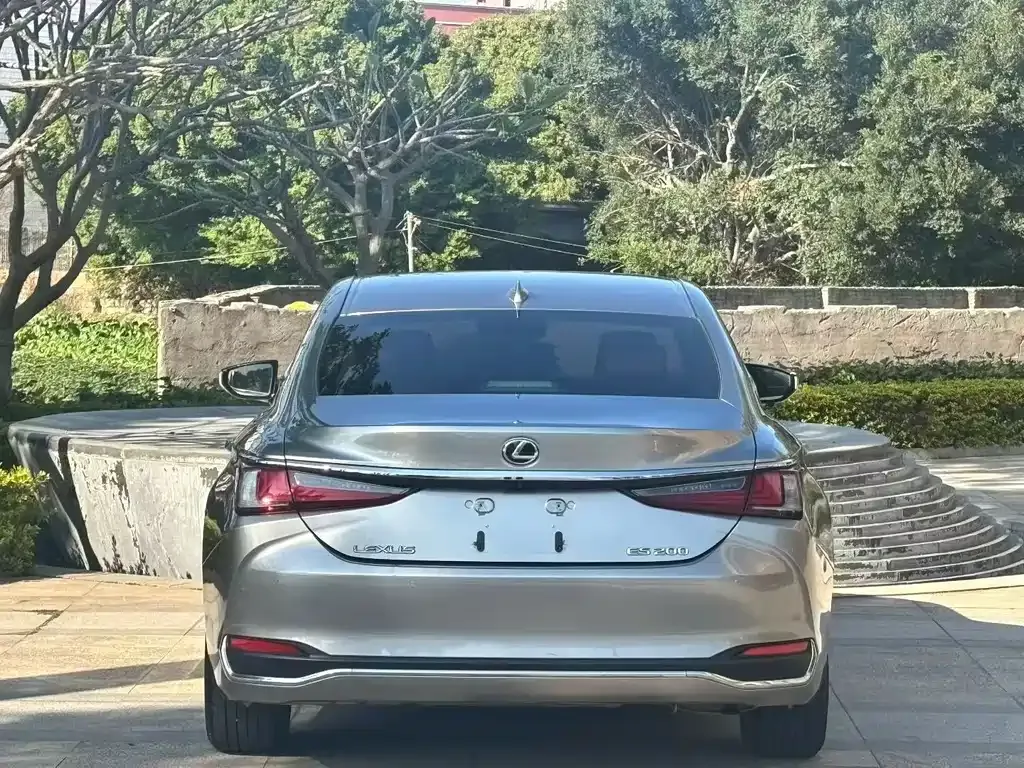 Lexus ES 2023 из CN, фото 6