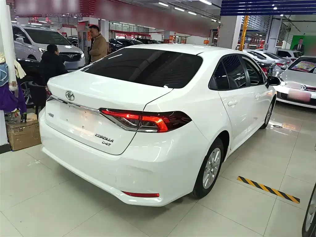Toyota Corolla 2023 из CN, фото 4