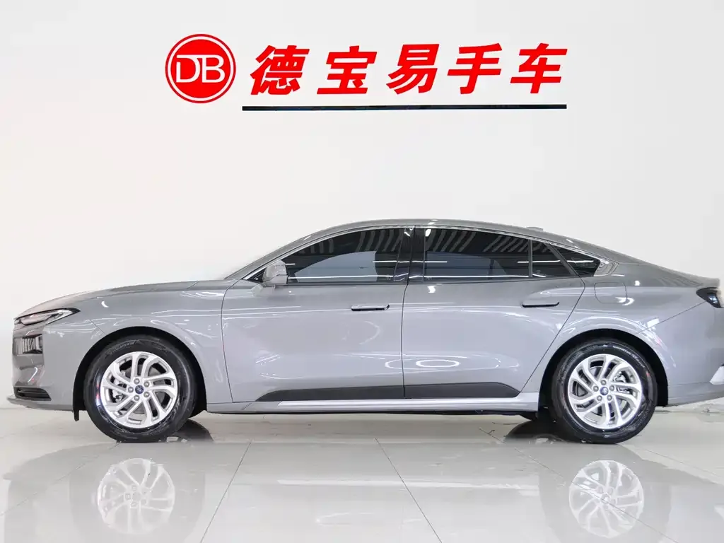 Ford Mondeo 2023 из CN, фото 6