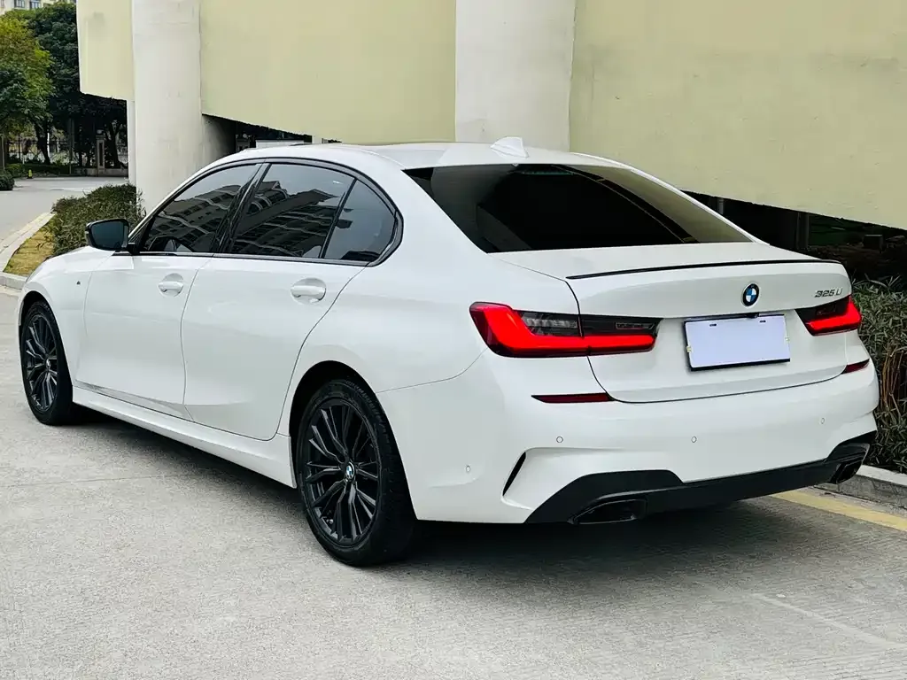 BMW 3 Series — фото 9