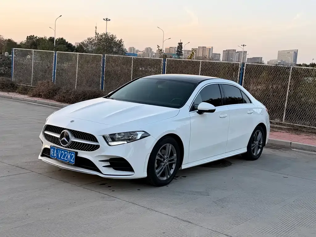 Mercedes-Benz A-Class — фото 1