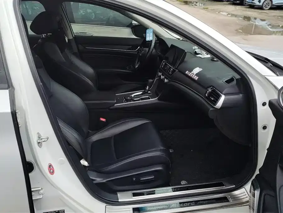 Honda Accord 2021 из CN, фото 3