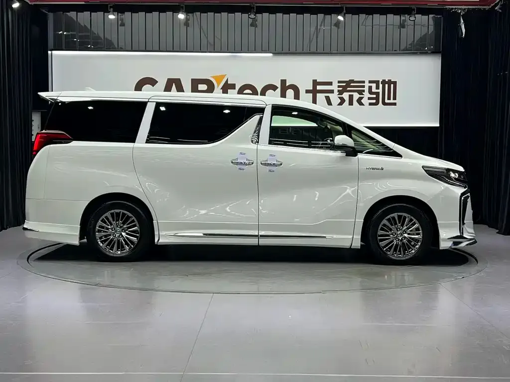 Toyota Alphard 2022 из CN, фото 6
