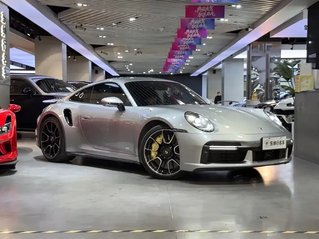 Porsche 911 2021 из CN, фото 5