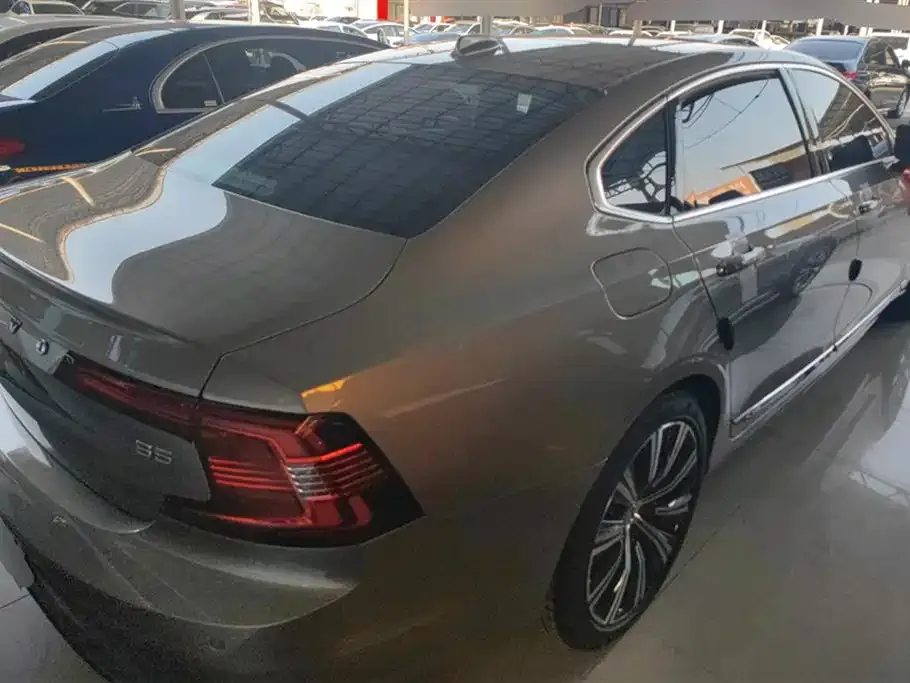 Volvo S90 2022 из CN, фото 5