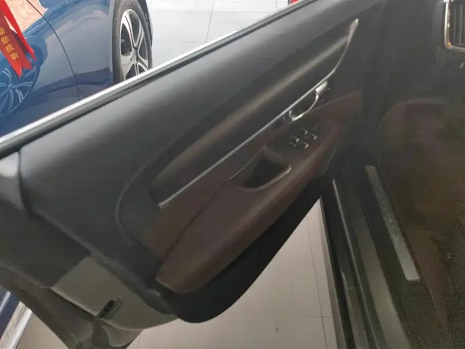 Volvo S90 2022 из CN, фото 3