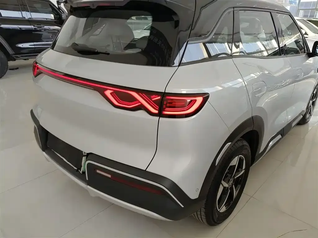 BYD Yuan UP 2025 из CN, фото 10