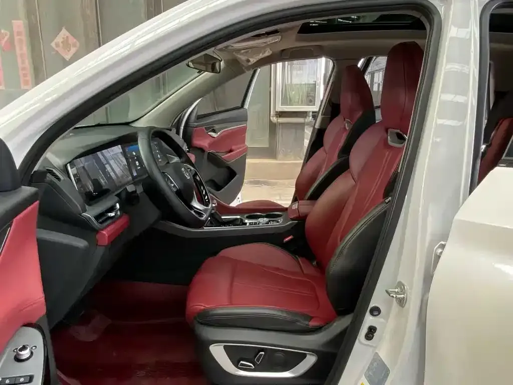 Changan CS75PLUS 2023 из CN, фото 2