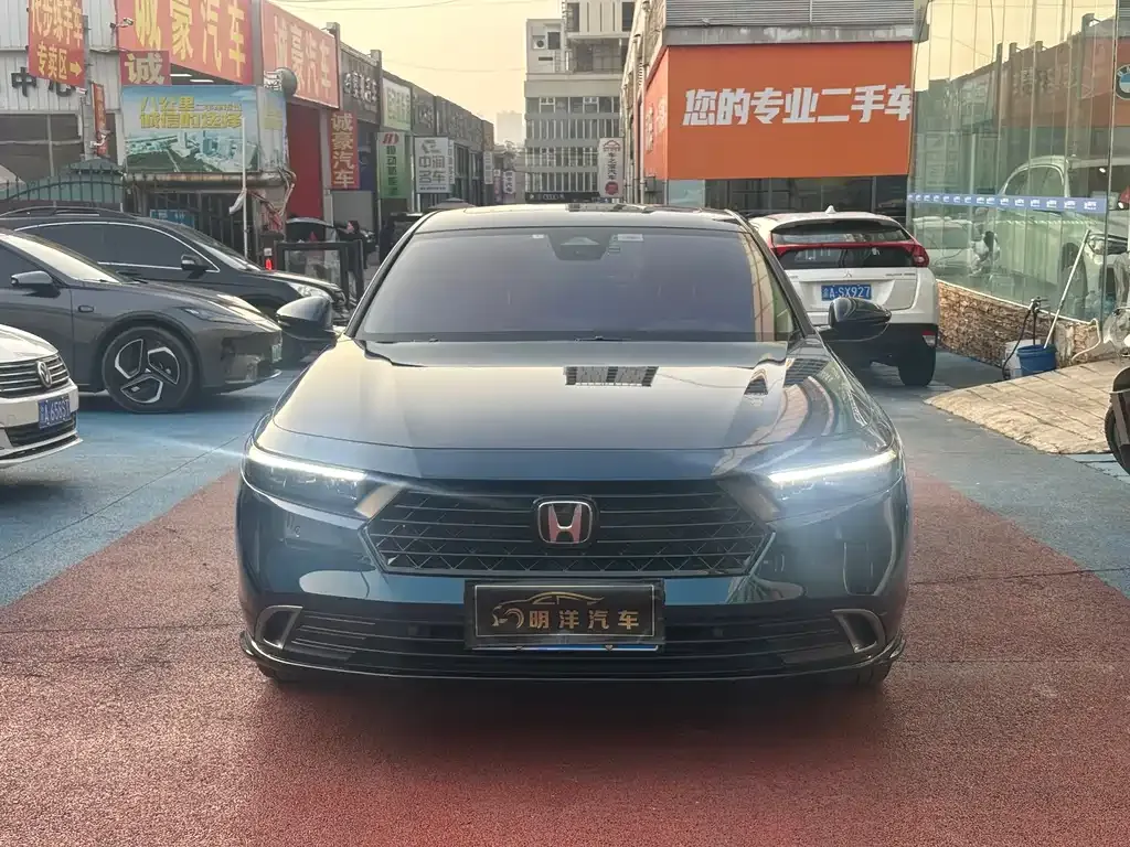 Honda Accord — фото 4