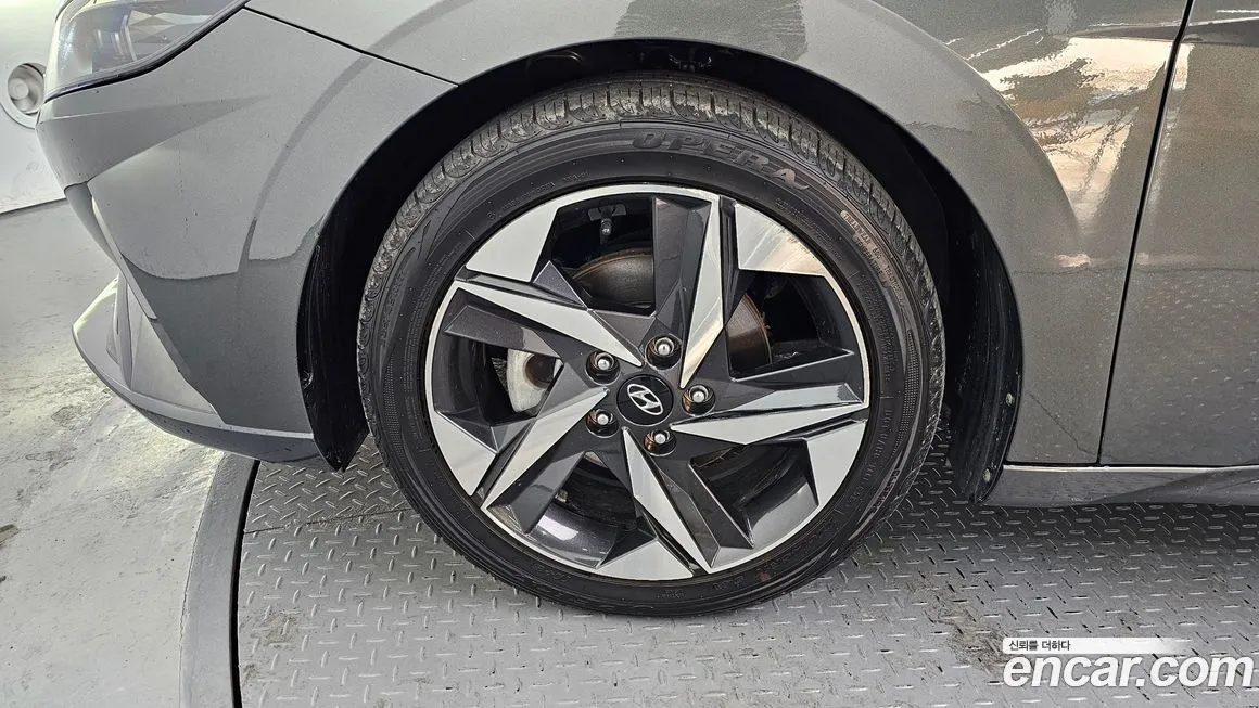 Hyundai AVANTE — фото 4