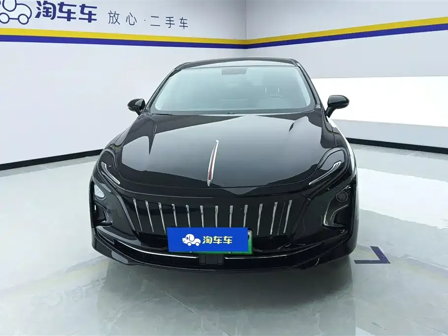 Hongqi E-QM5 — фото 5