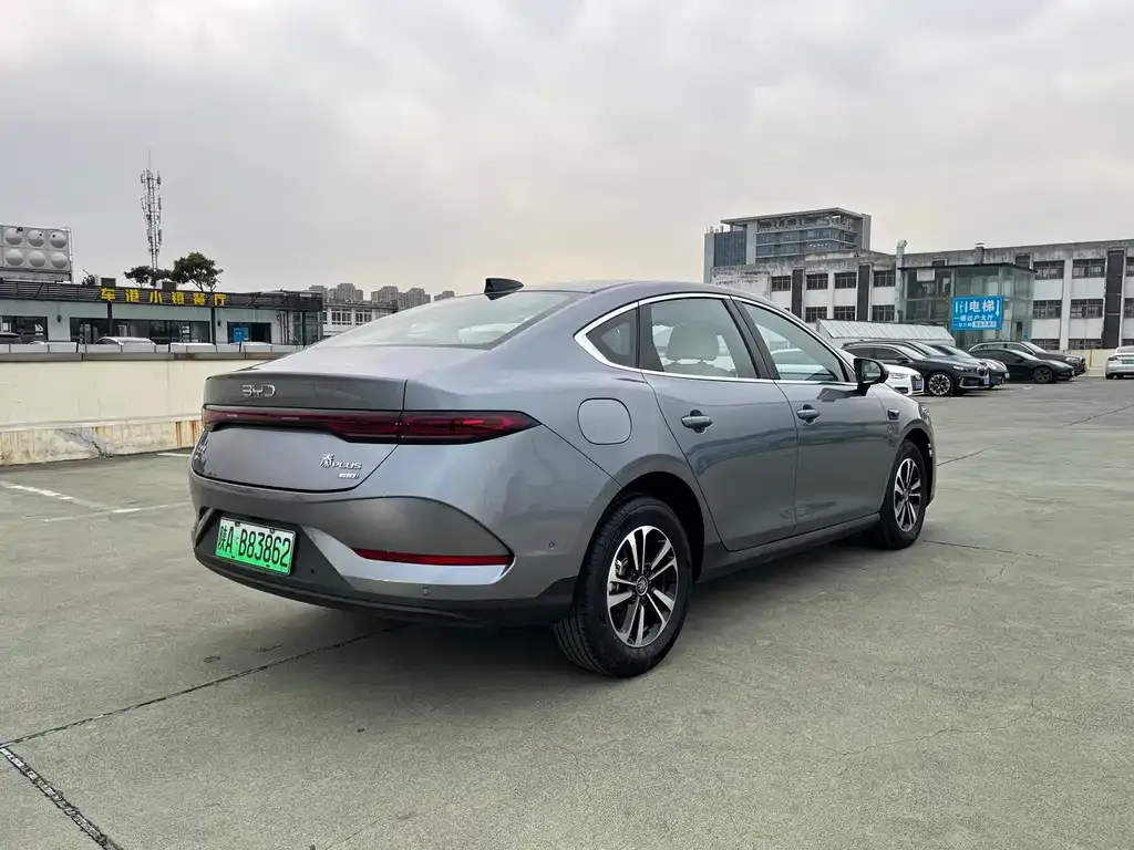 BYD Qin PLUS — фото 9