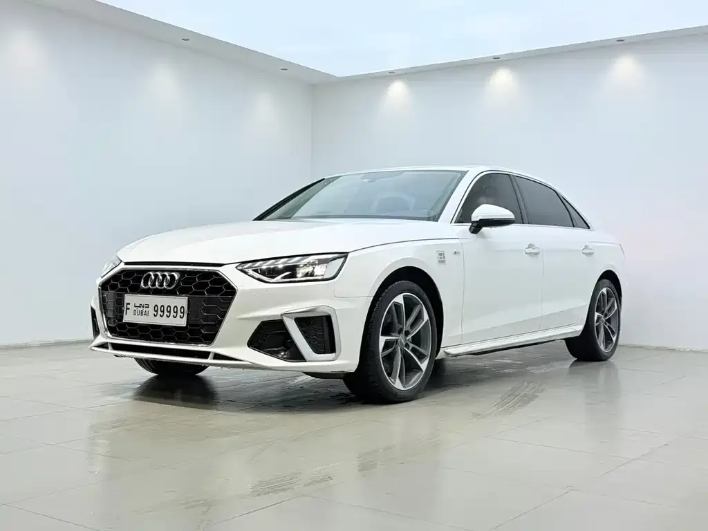 Audi A4L 2021 из CN, фото 1