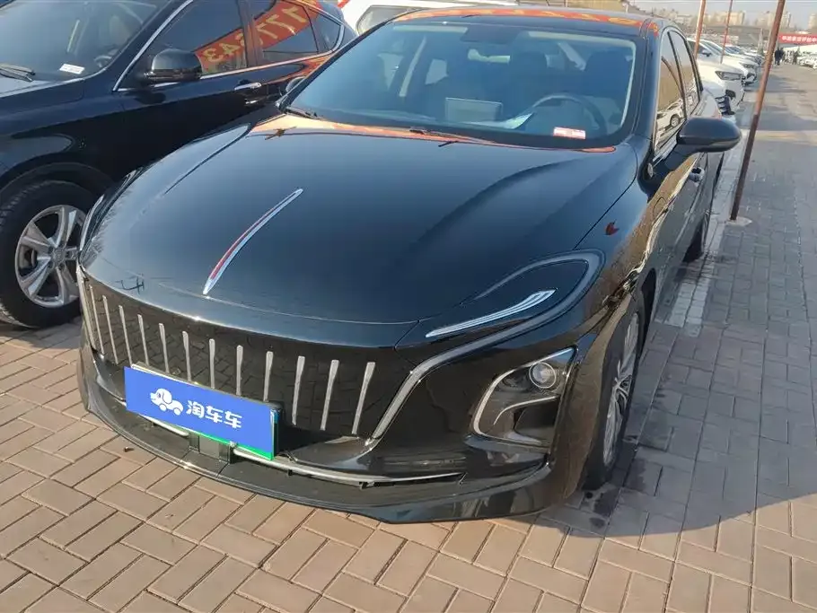 Hongqi E-QM5 2024 из CN, фото 1